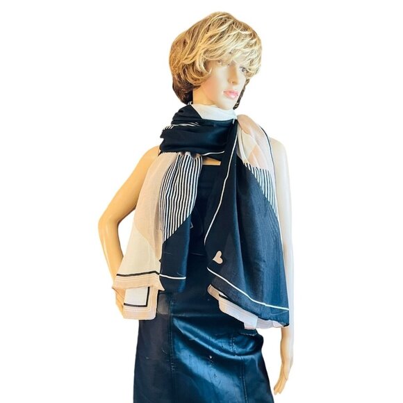 Geometric Patterned Scarf Shawl Wrap 72" x 34" Black Beige White - Picture 2 of 8